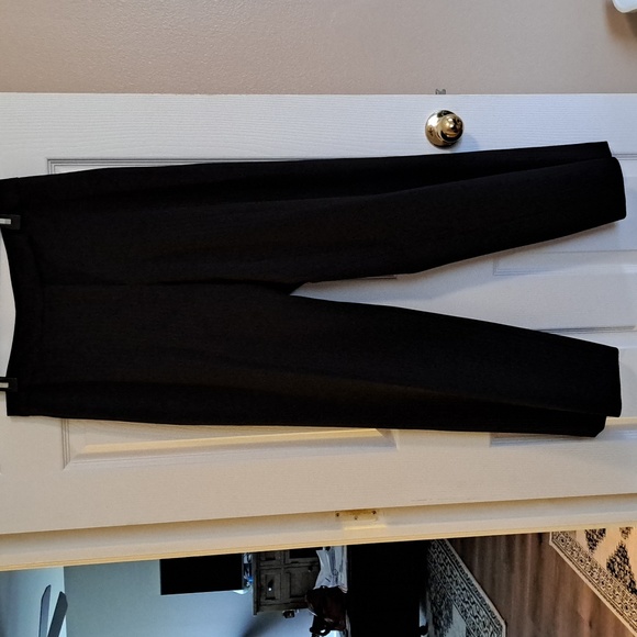 Isabella Suits Business Black Pin Stripe Suit Women's Size 10 - Picture 2 of 15